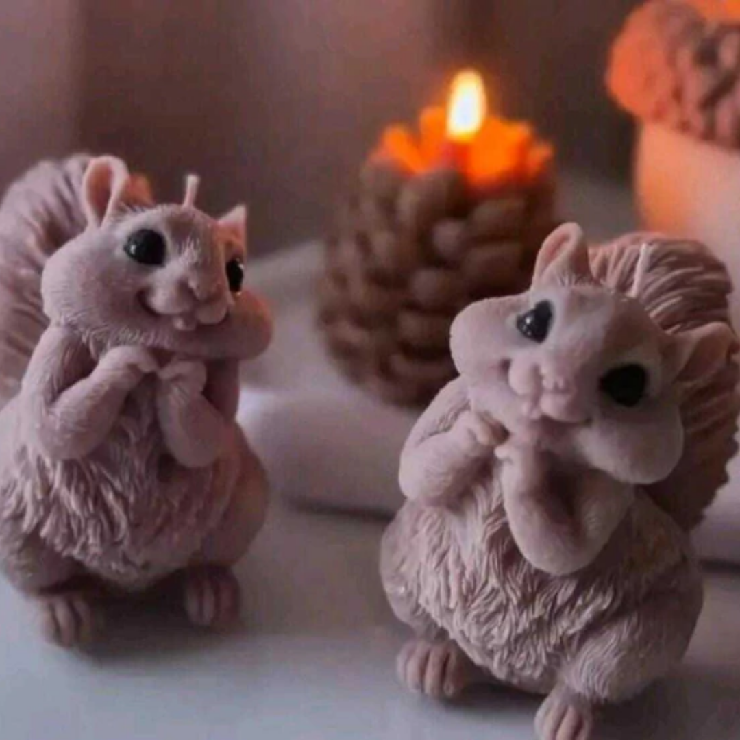 Ardilla (8.2 CM X 7.4CM)