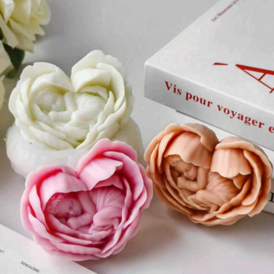 Corazon rosa y bebé (9.2CM x 8.3CM)